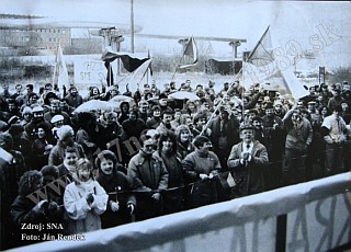 SNA foto Ján Rendek  - Generálny štrajk v CHZJD Bratislava